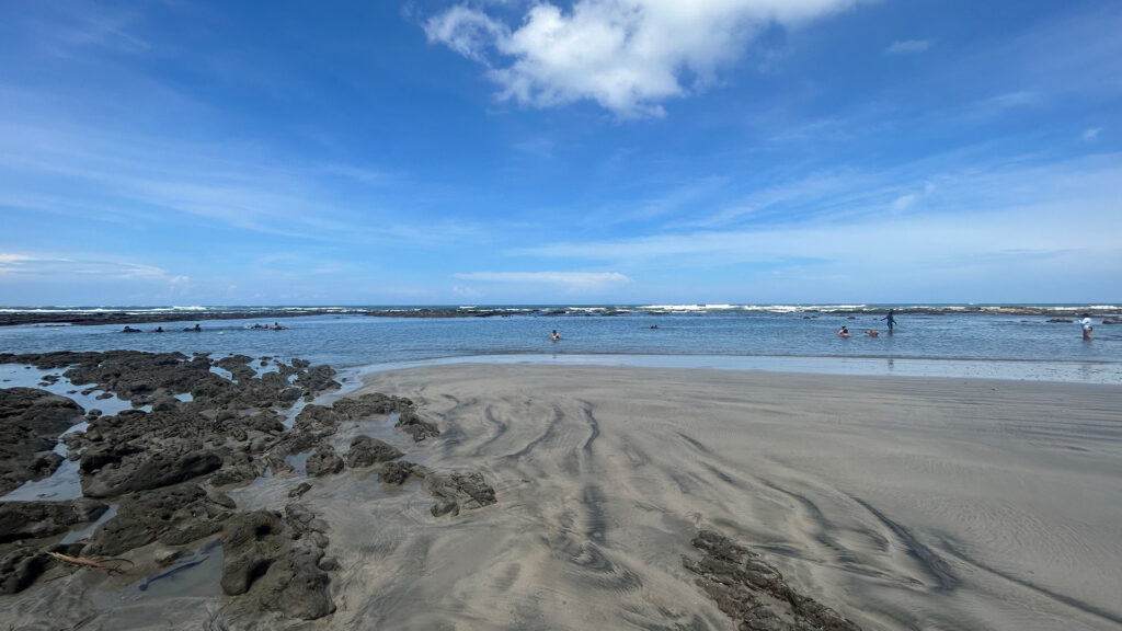 guiones-sur-beach-nosara-costa-rica