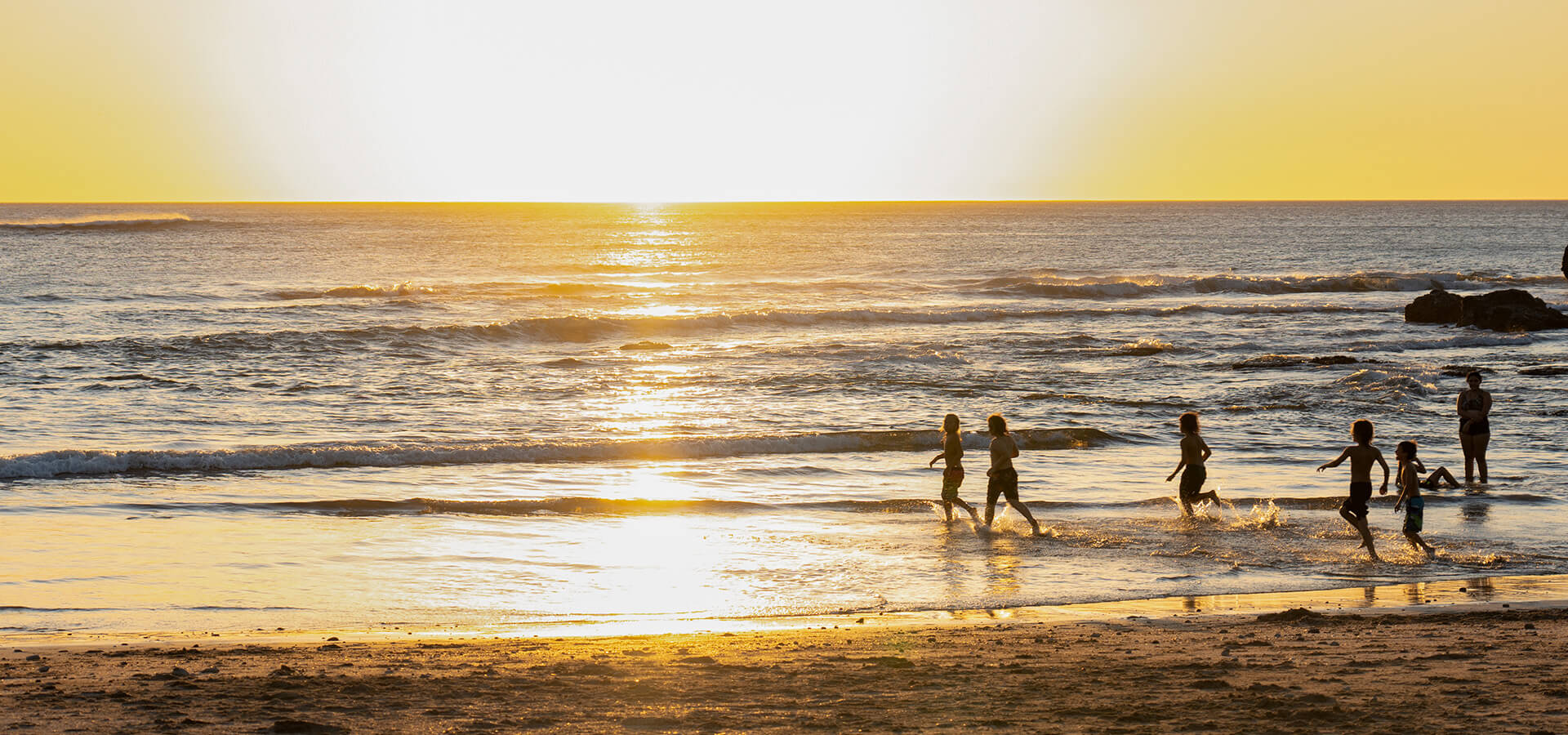 Atardecer en playa Nosara